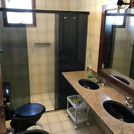 Apartamento temporada Pitangueiras-2